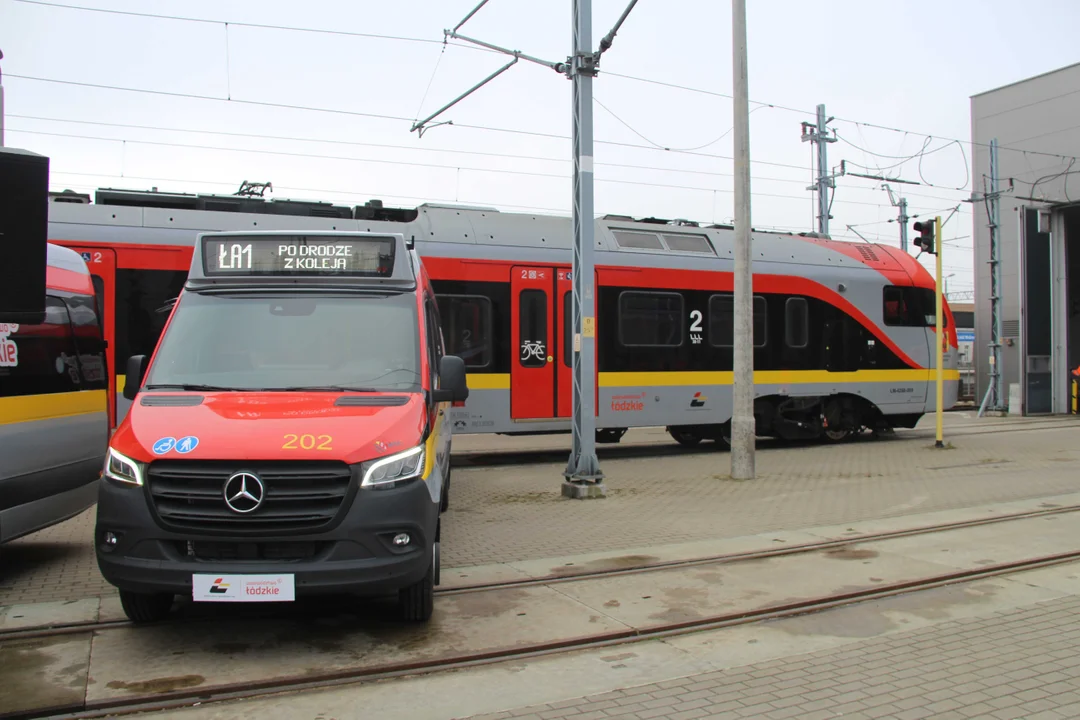 Nowe Mercedesy Sprinter w barwach ŁKA