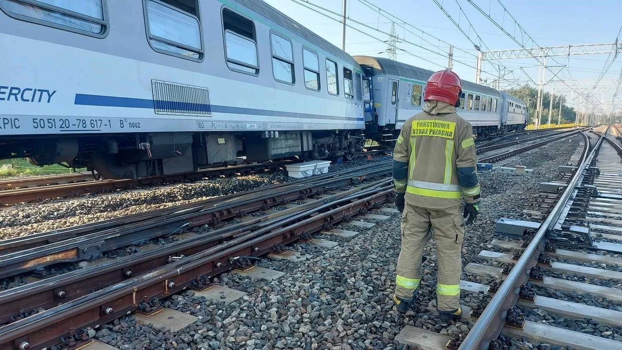 Wykolejenie wagonu pociągu PKP IC