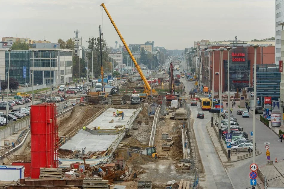 Łódzka Stajnia Jednorożców. Pamiętajcie, jak powstawało to charakterystyczne miejsce? - Zdjęcie główne