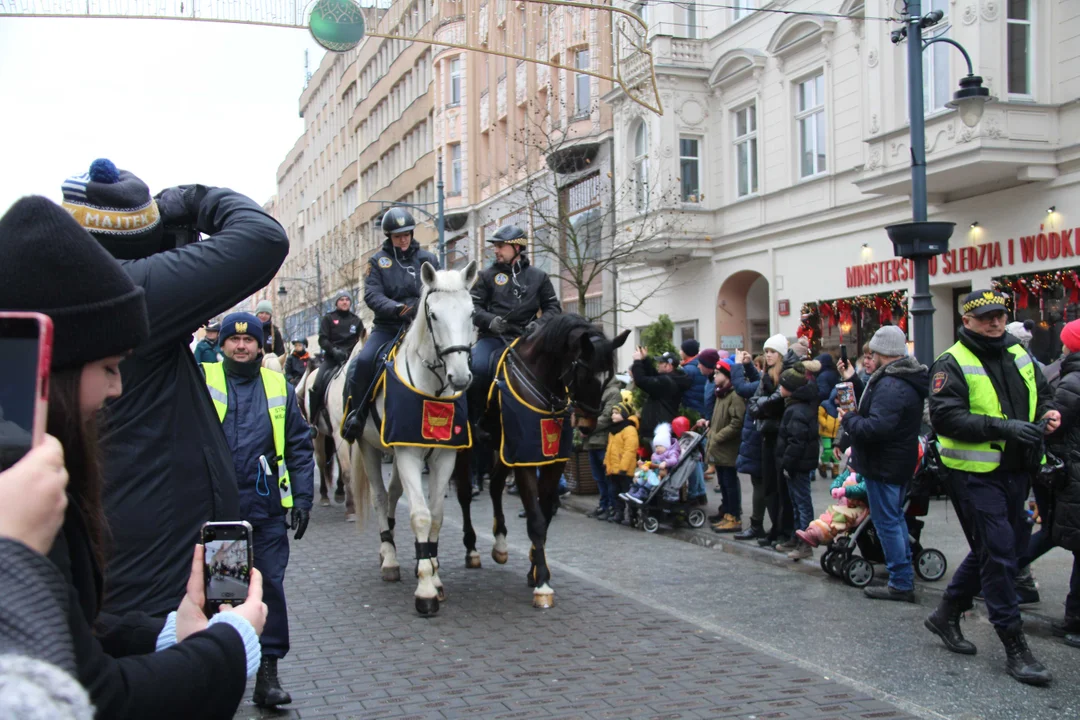 Wielka szarża ulicą Piotrkowską