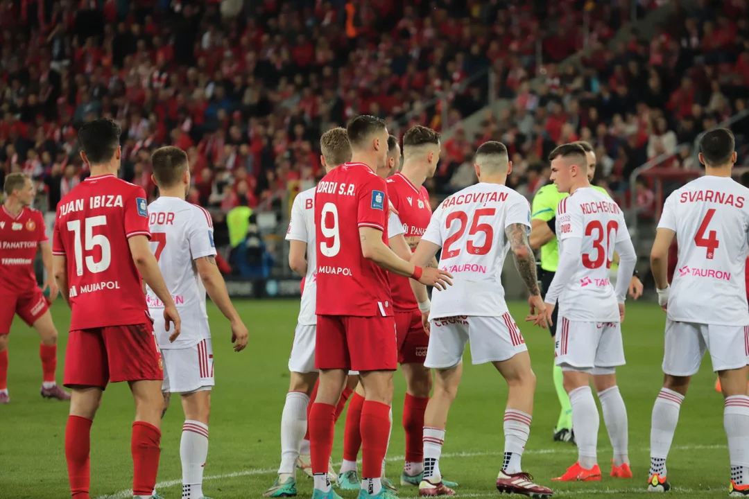 Widzew Łódź vs Raków Częstochowa