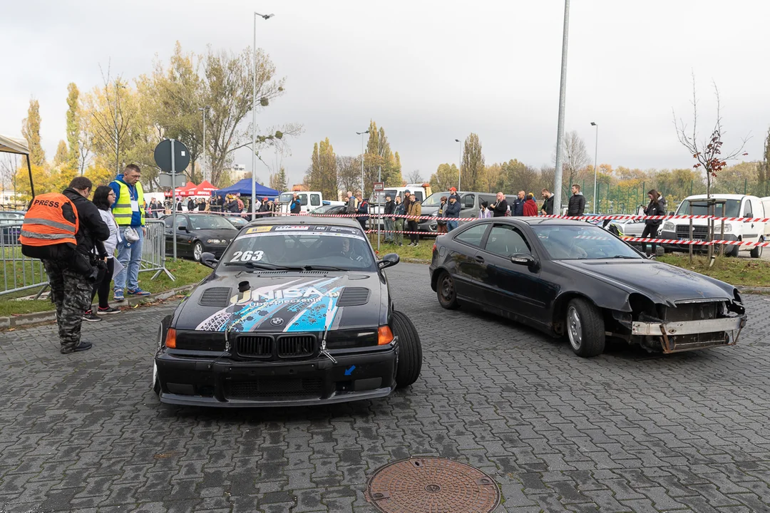 Pokazy drifterów, sportowych aut, rodzinne atrakcje i wiele więcej w Moto Arenie