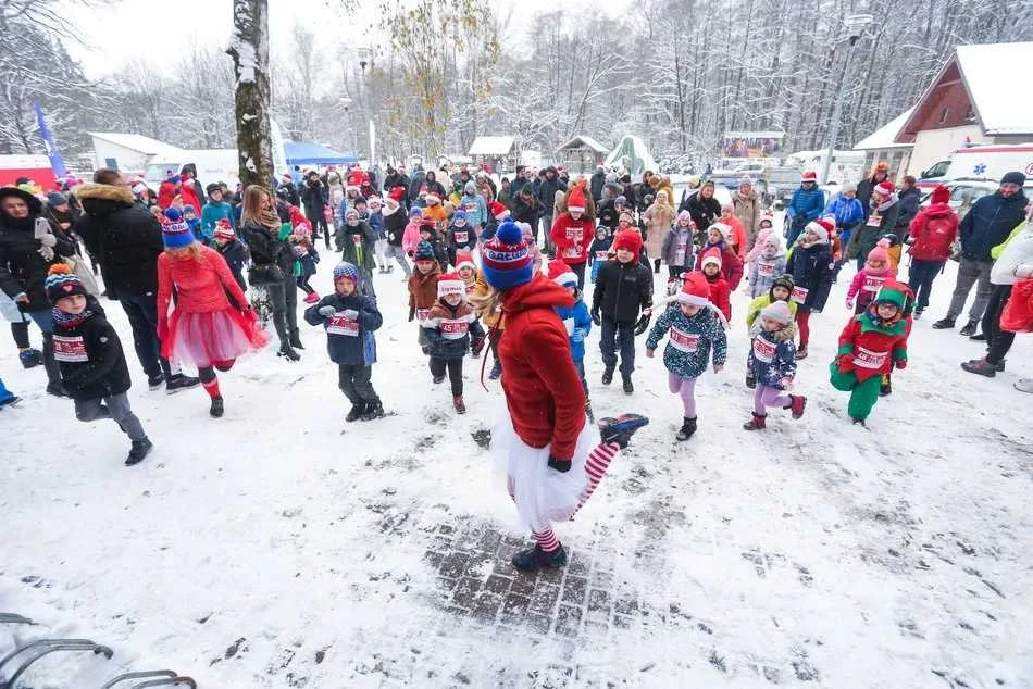 Xmas Run 2023 w Lesie Łagiewnickim w Łodzi