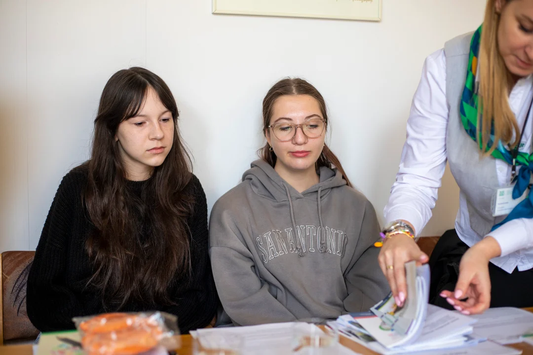 Olimpiada ruszyła pełną para. Uczniowie walczą o nagrody i lepszy start (ZDJĘCIA) - Zdjęcie główne