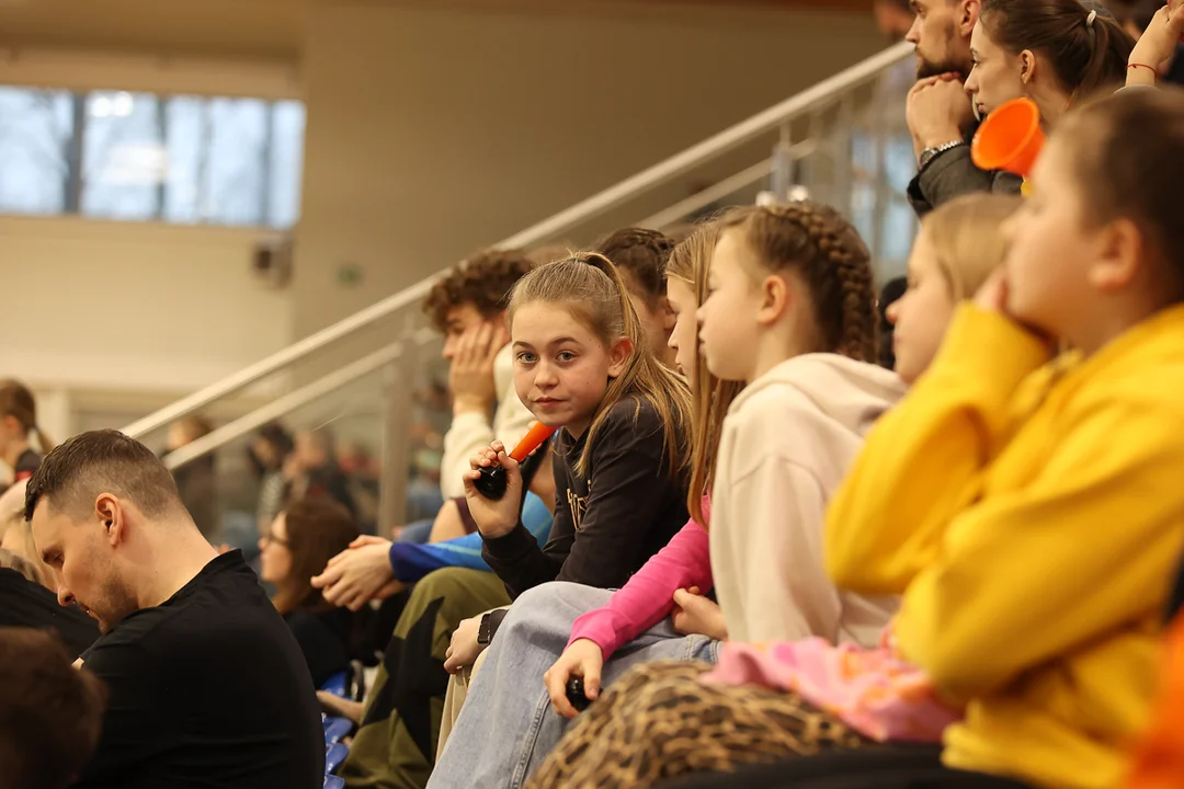 MKK Boruta Zgierz starła się ze Sklepem Polskim MKK Gniezno na hali MOSiR-u [zdjęcia]