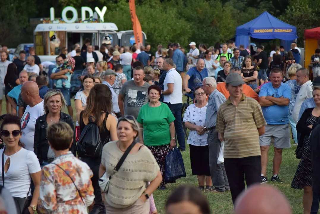 Dożynki gminy Stryków w Warszewicach