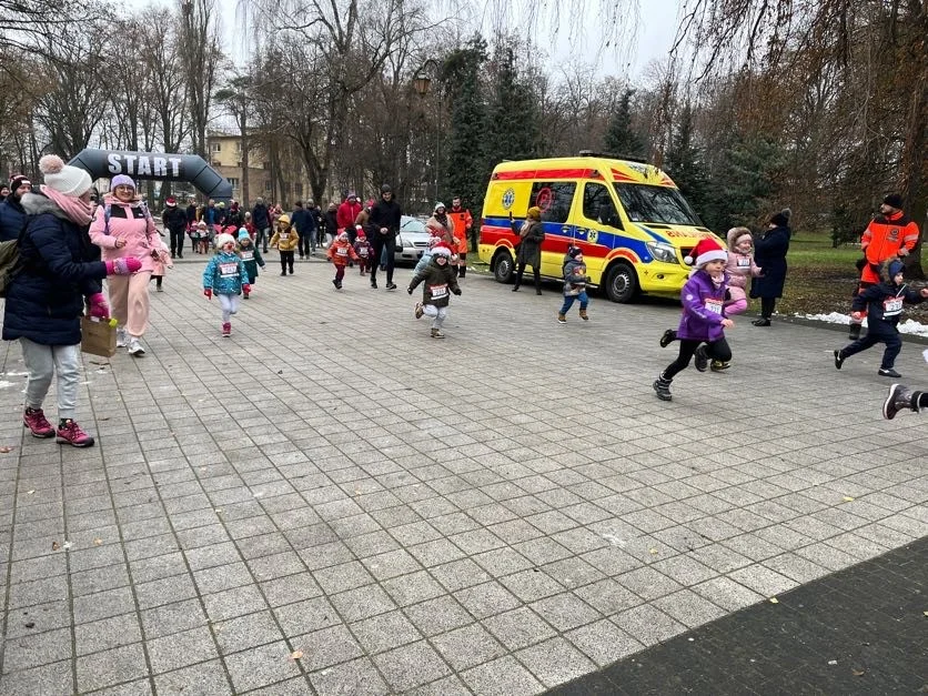 Bieg Mikołajkowy w Zgierzu.