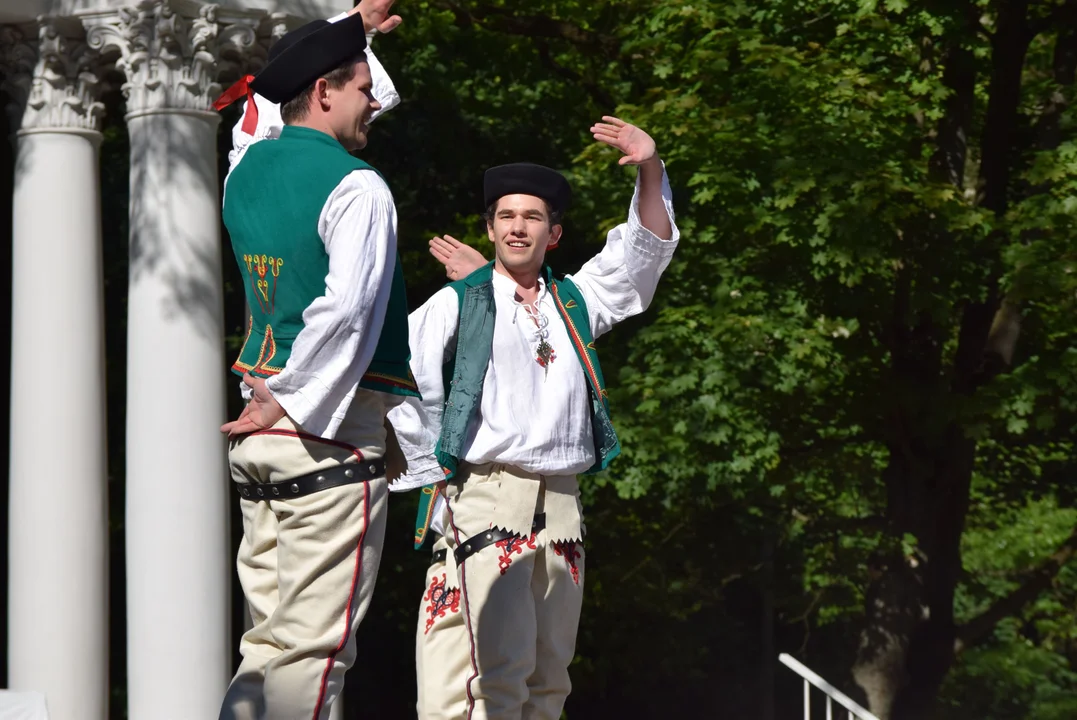 Spotkanie z folklorem w Parku Julianowskim