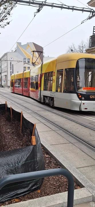 Wykolejenie tramwaju MPK Łódź na Legionów [ZDJĘCIA]