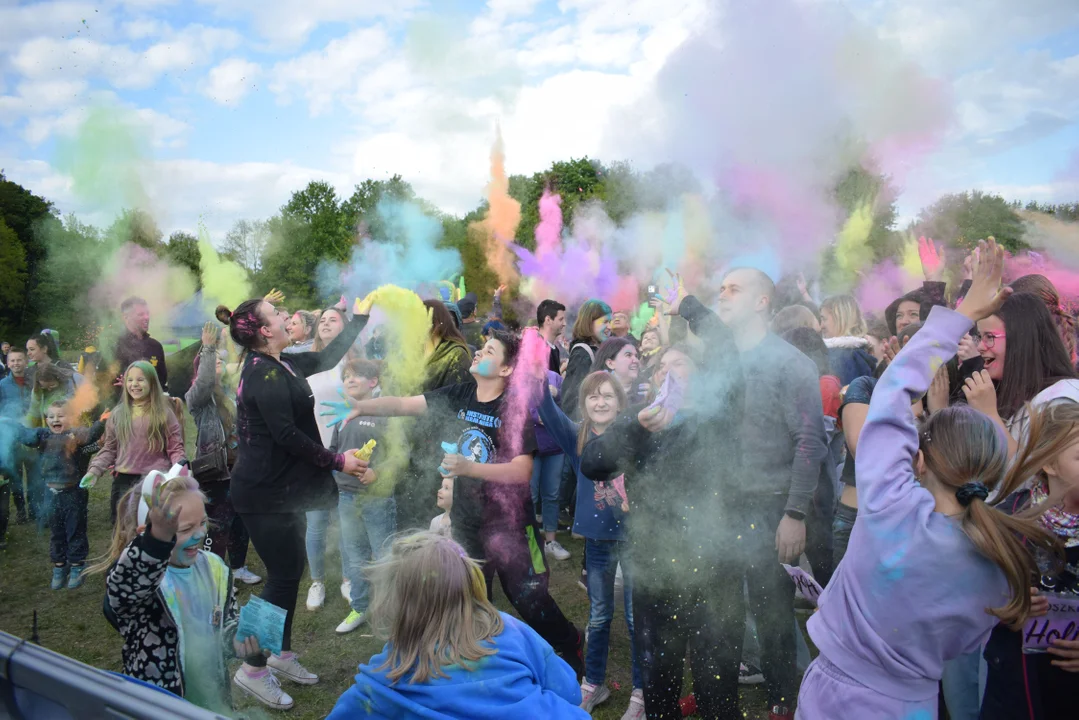 Holi Święto Kolorów na Stawach Jana w maju