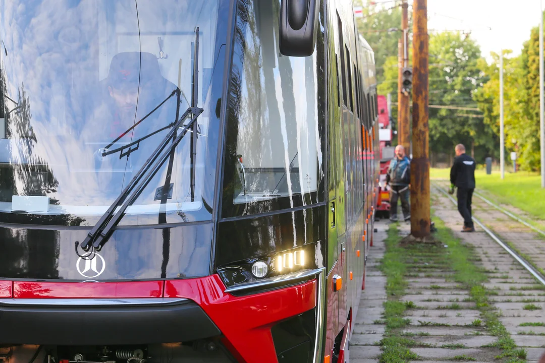 Nowe tramwaje Moderus Gamma docierają do Łodzi