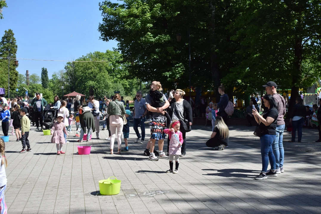 Festiwal baniek mydlanych i kolorów w Parku Miejskim w Zgierzu