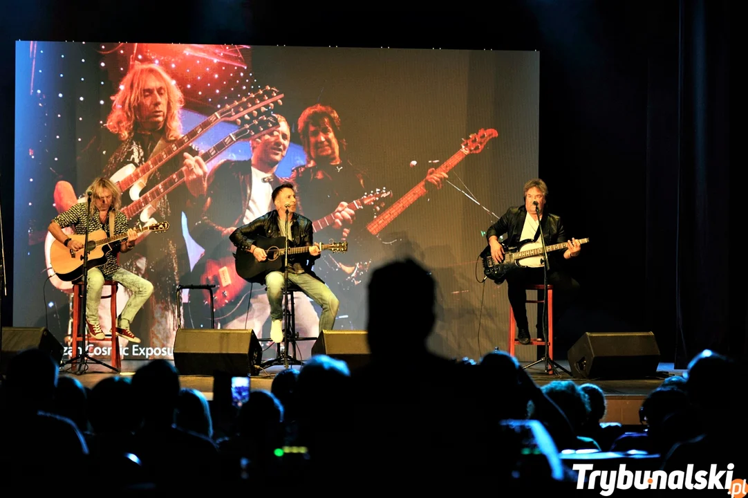 Legenda country rocka – zespół Smokie zagrał w Piotrkowie. Koncert w ramach „Łódzkie razem – integracja międzypokoleniowa” ZDJĘCIA - Zdjęcie główne