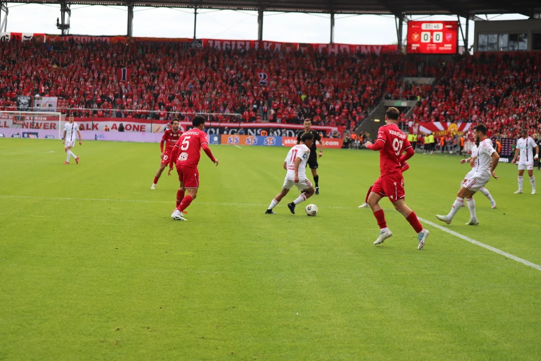 Mecz Widzew - Raków Częstochowa