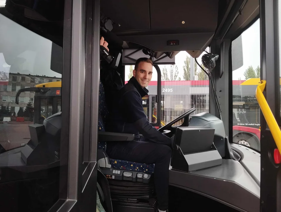 Kacper Urbaniak z Łodzi został najlepszym kierowcą autobusu w Polsce