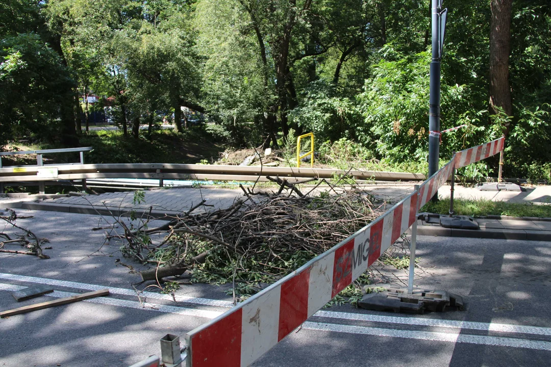 Co dalej z zawalonym mostem nad rzeką Bałutką?