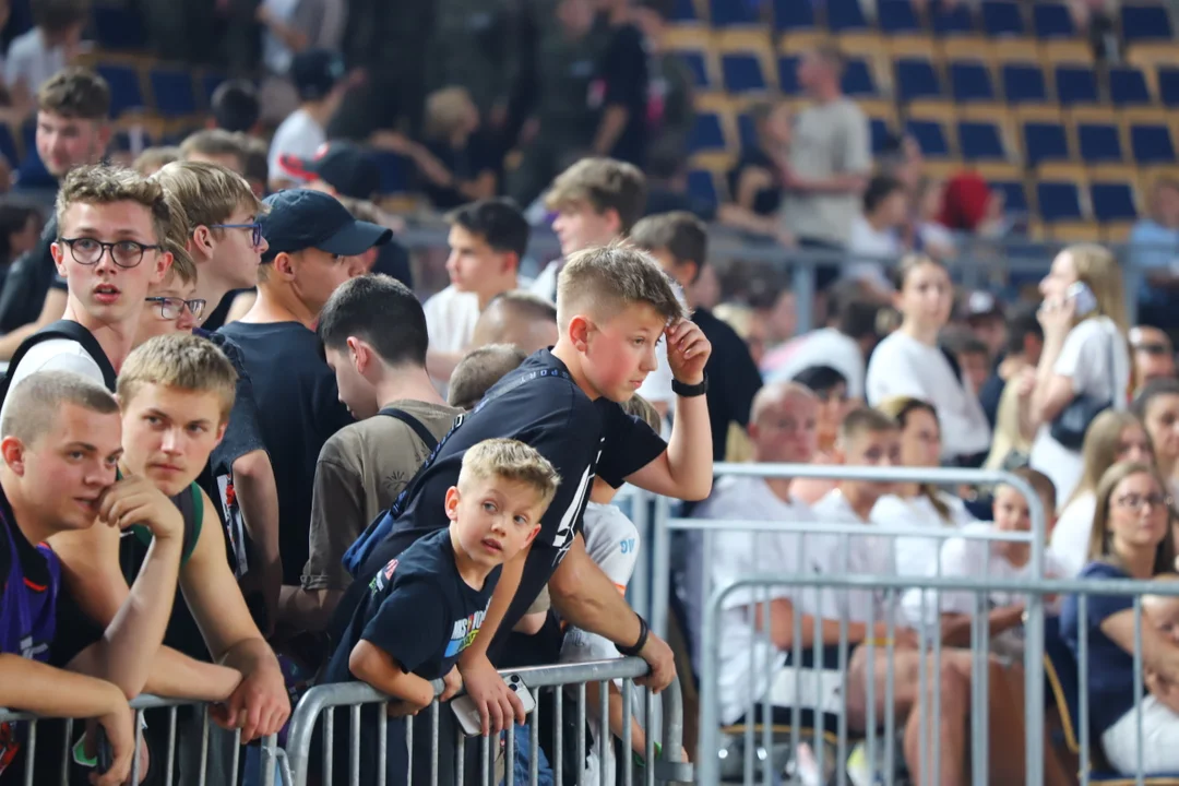 Mecz charytatywny: Gortat Team vs. Żołnierze NATO