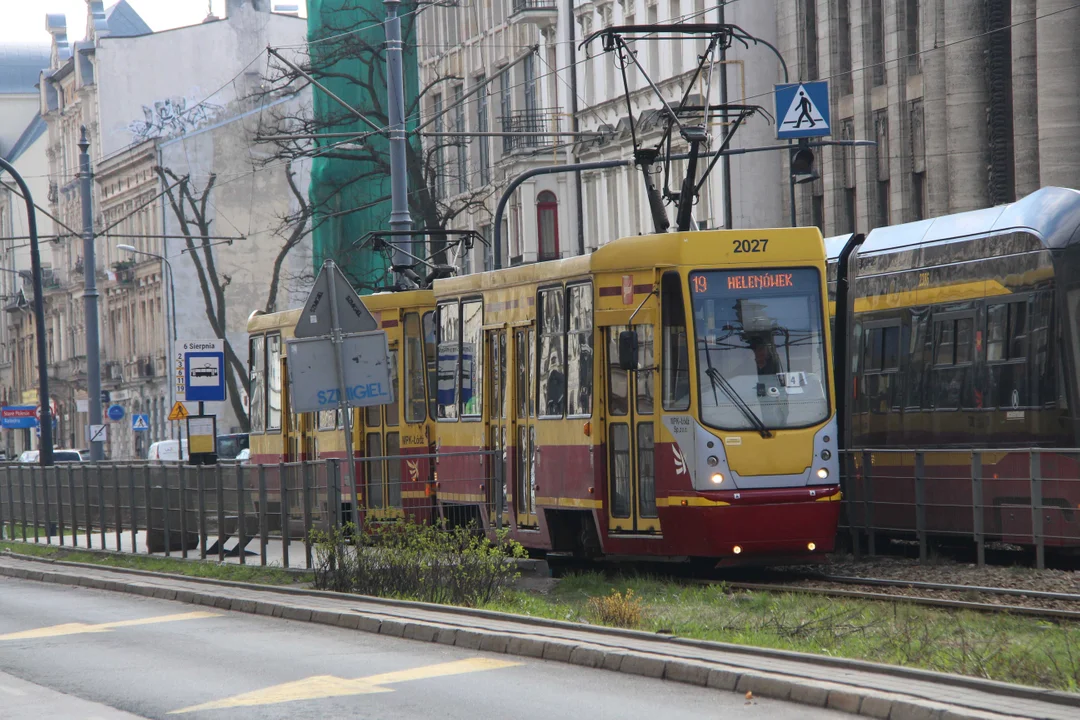 Budowa torowiska tymczasowego na al. Kościuszki w Łodzi