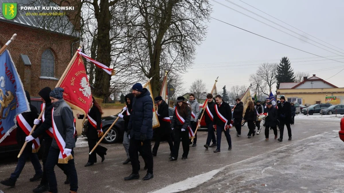 Podniosły nastrój pod Kutnem. Zorganizowano duże uroczystości - Zdjęcie główne