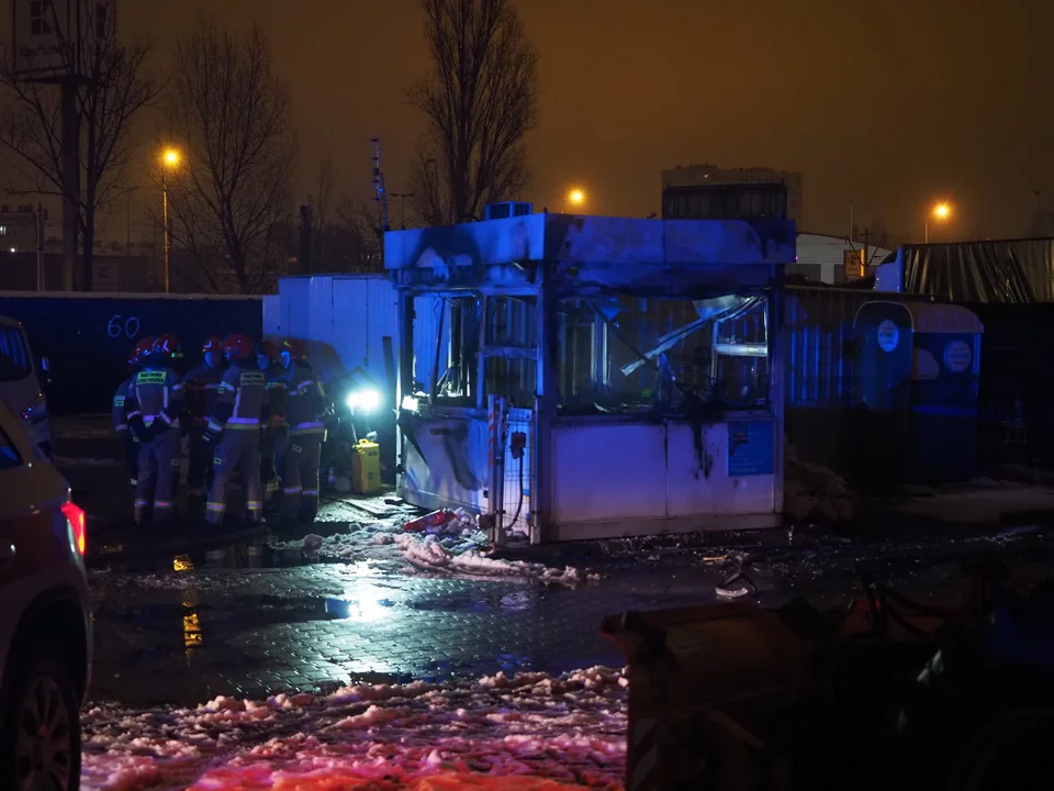 Pożar stróżówki na Górnej. Nie żyje jedna osoba