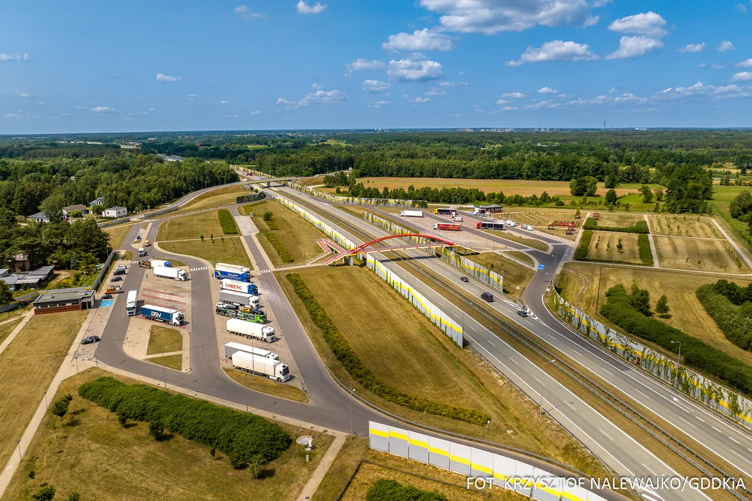 Drogi ekspresowe i autostrady w województwie łódzkim z lotu ptaka