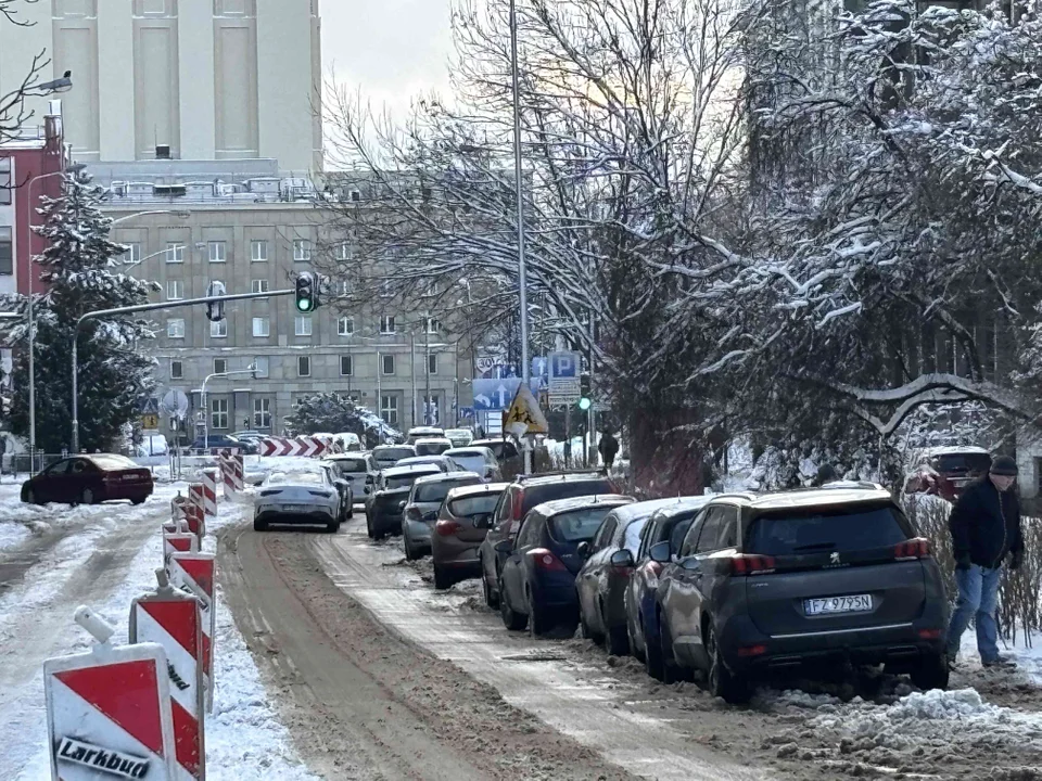 Kolejny etap remontu ulicy Sterlinga w Łodzi rozpoczęty