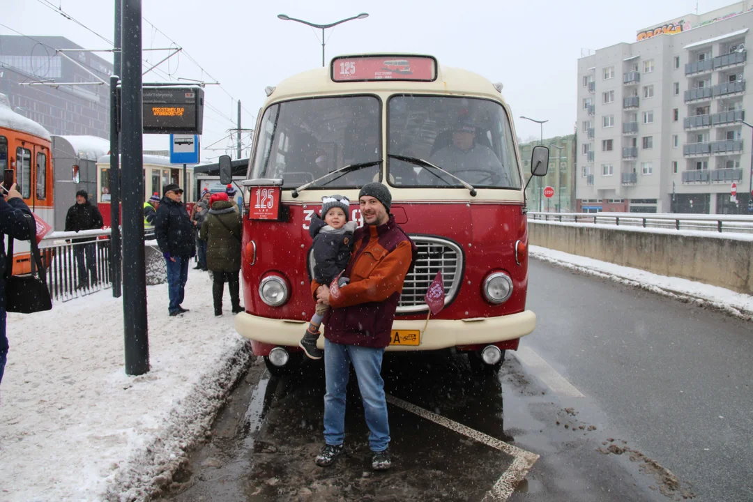 Wielka Parada Zabytkowych Tramwajów i Autobusów w Łodzi