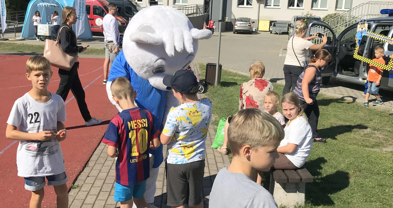 Zabawa, smakołyki, konkursy, licytacje. Piknik dla Maksia na osiedlu Kolegialna [ZDJĘCIA] - Zdjęcie główne