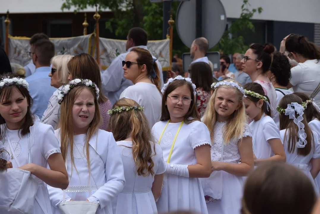 procesja Bożego Ciała w parafii Matki Bożej Dobrej Rady w Zgierzu