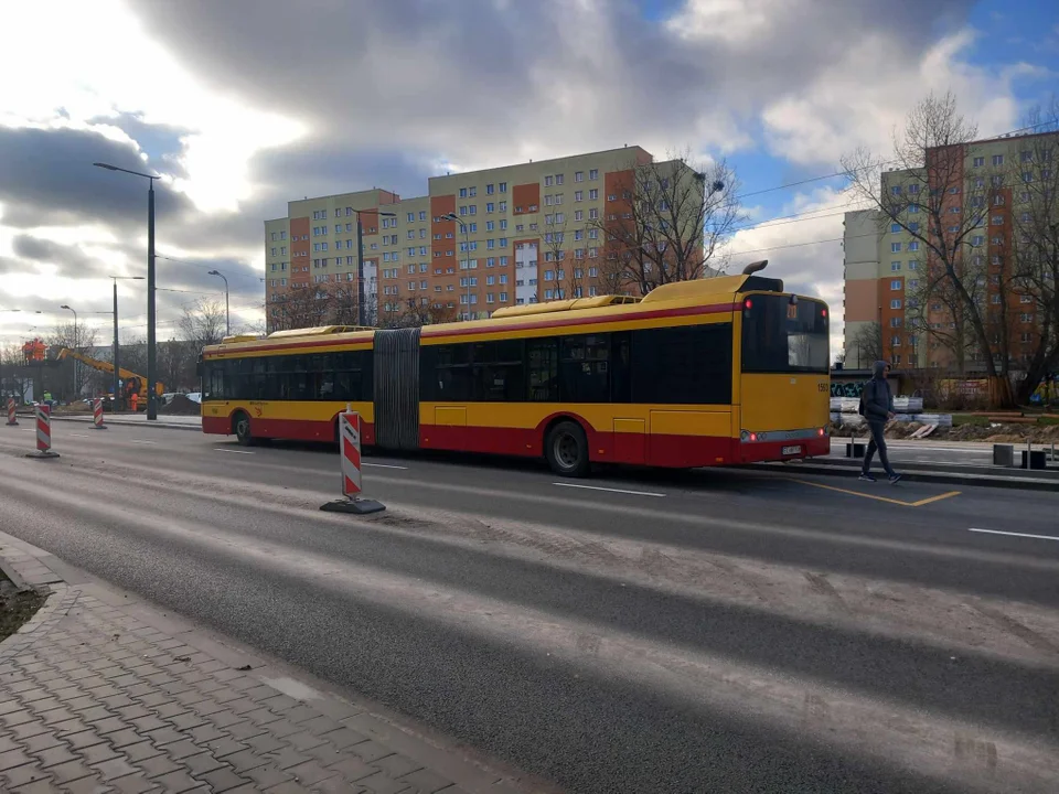 Prace na torowisku tramwajowym przy al. Śmigłego-Rydza