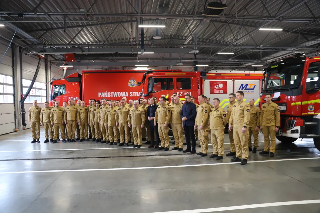 Kilkadziesiąt milionów złotych w sprzęcie dla strażaków. Wsparcie trafiło też do Płocka i regionu - Zdjęcie główne