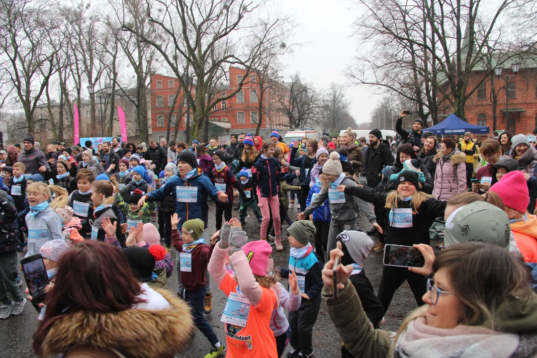 Pączek Run 2024 w parku Poniatowskiego w Łodzi