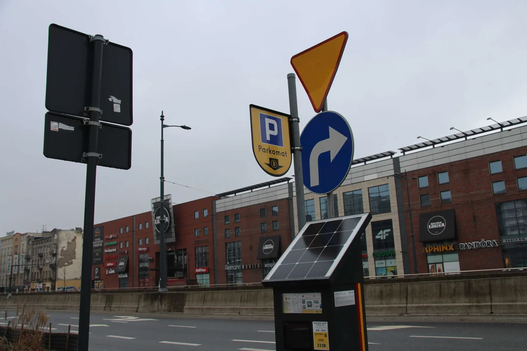 Parkingi w Łodzi - ile zapłacisz za parking w centrum?