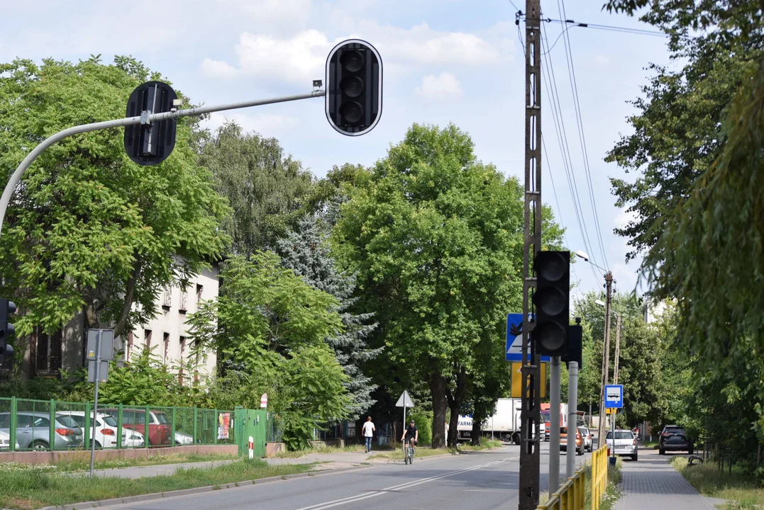 Nie działa sygnalizacja świetlna przed Szkołą Podstawową nr 6 w Zgierzu