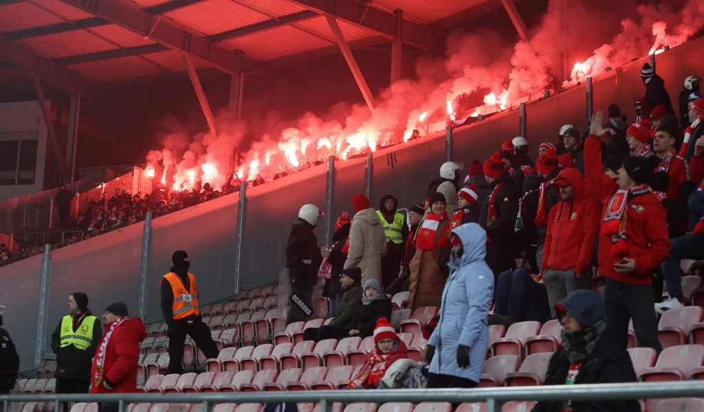 Mecz Widzew Łódź kontra Karków Częstochowa