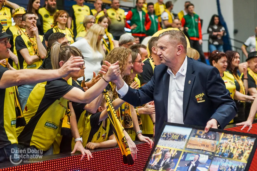 Ostatni mecz prezesa Konrada Piechockiego. Zobacz, jak wyglądało pożegnanie z kibicami [FOTO] - Zdjęcie główne