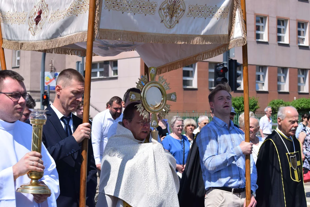 Procesje Bożego Ciała przeszły ulicami Łodzi