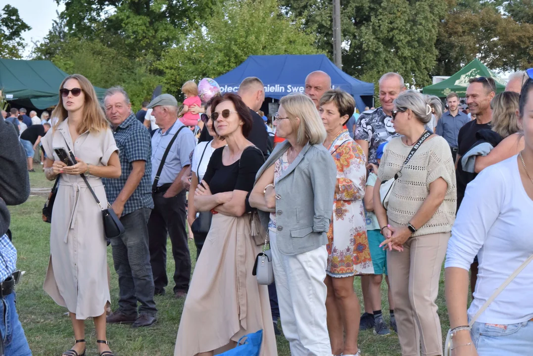 Dożynki gminy Stryków w Warszewicach