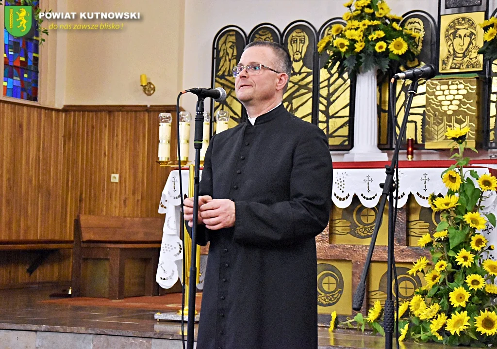 W Bedlnie odbył się koncert galowy II Powiatowego Festiwalu Piosenki Religijnej