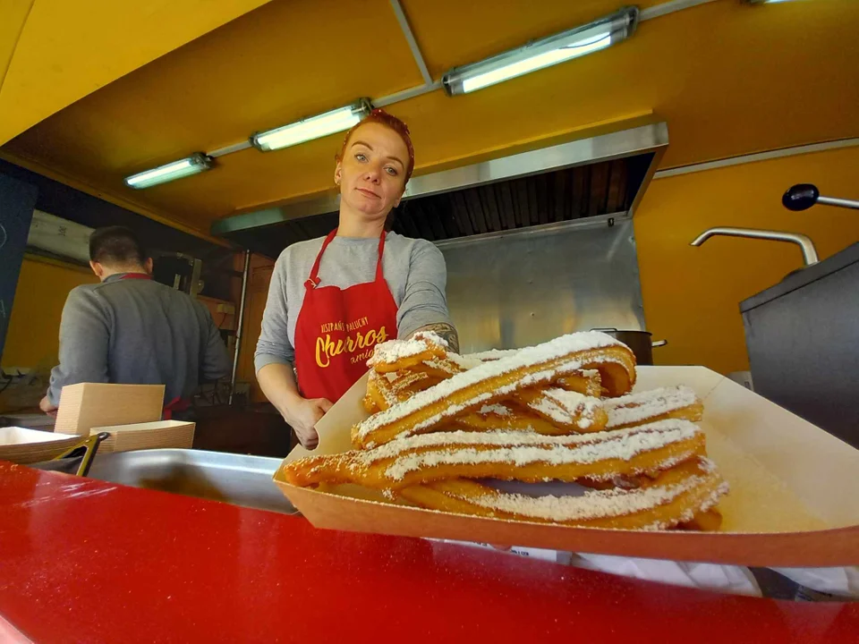 Łódź. Festiwal foodtrucków Wielka Szama zgromadził tłumy. Hitem greckie pity i churrosy - Zdjęcie główne