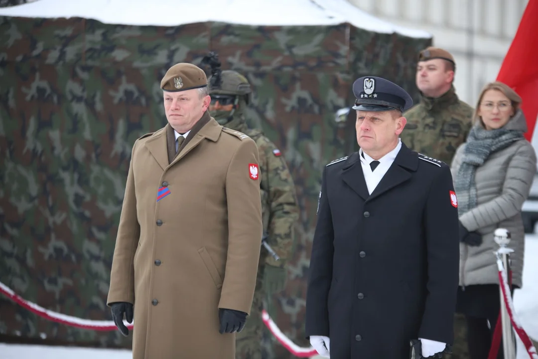 Uroczystą przysięgę złożyli dziś na Placu Piłsudskiego w Kutnie żołnierze 9 Łódzkiej Brygady Wojsk Obrony Terytorialnej