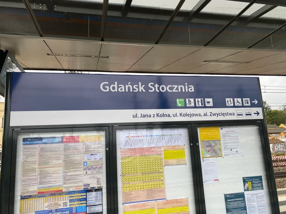 Nowy wygląd SKM Stocznia zaskakuje pasażerów