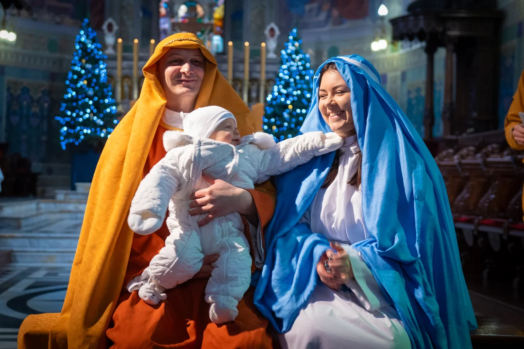 Trzech Króli w Płocku, uroczysta msza w katedrze. Diecezja zakończyła obchody 950-lecia [ZDJĘCIA] - Zdjęcie główne