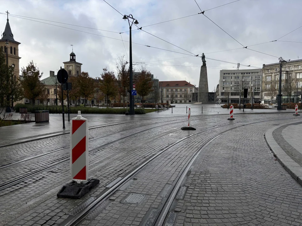 II etap prac gwarancyjnych na placu Wolności