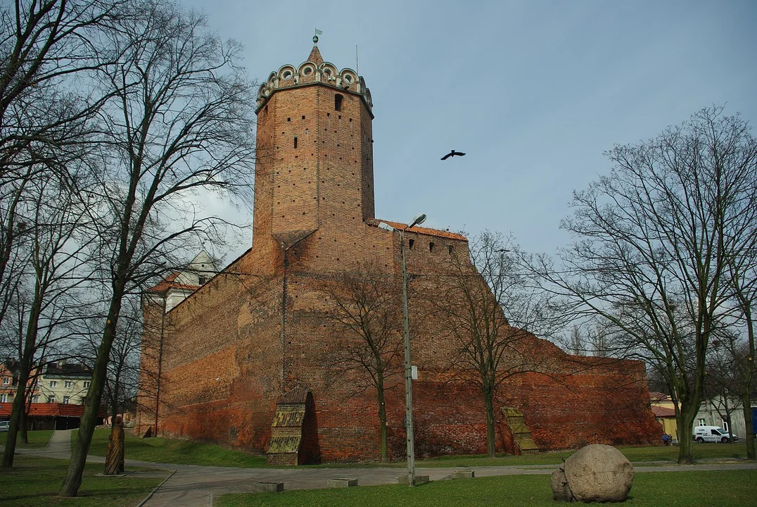 Zamek Królewski w Łęczycy jest jednym z najstarszych i najsłynniejszych zamków w województwie łódzkim