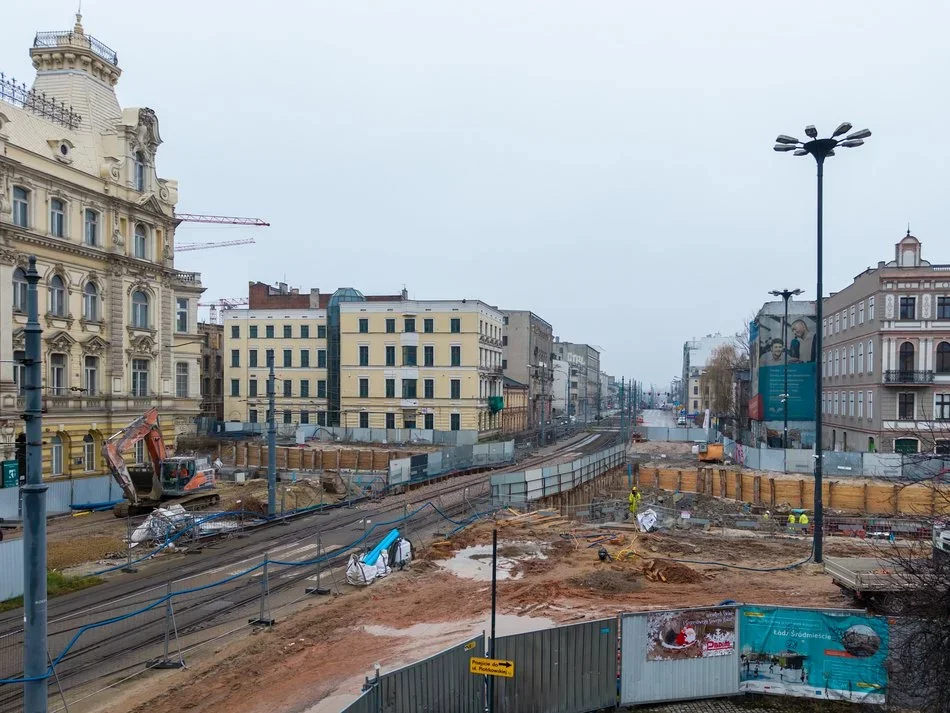 Budowa przystanku kolejowego Łódź Śródmieście z lotu ptaka