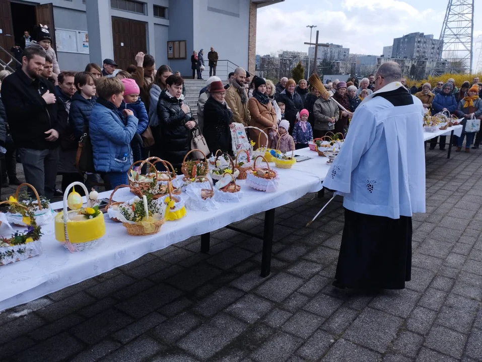 Święcenie pokarmów w Wielką Sobotę. Zobacz, pięknie udekorowane koszyczki wielkanocne [galeria]