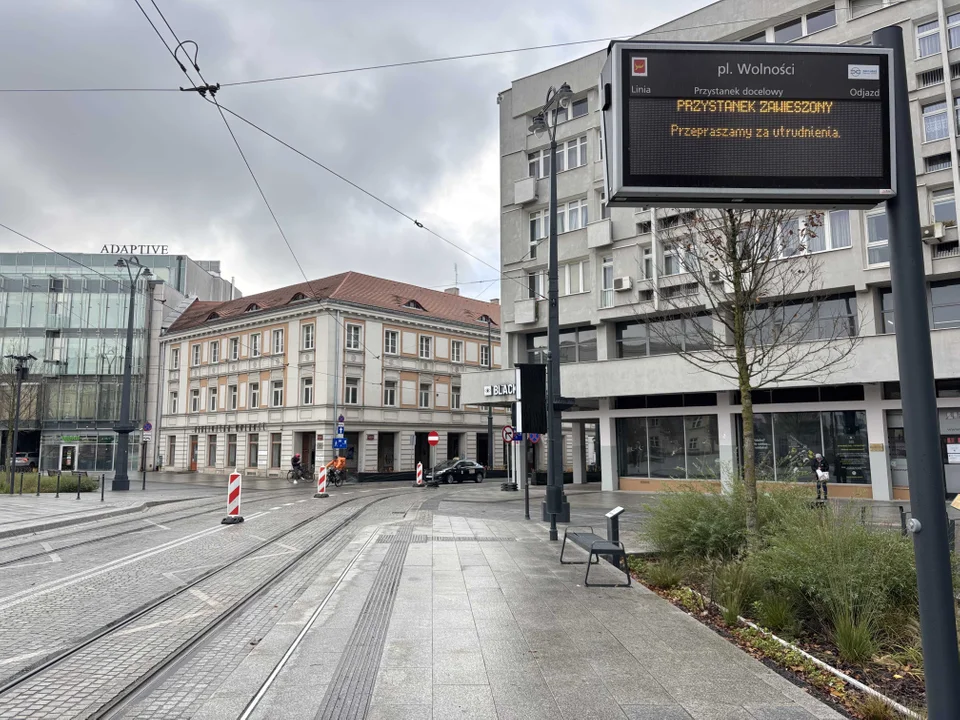 II etap prac gwarancyjnych na placu Wolności