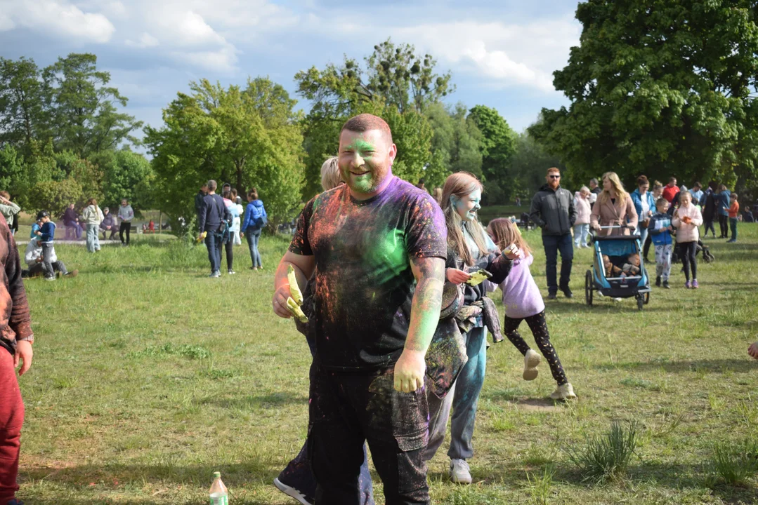 Holi Święto Kolorów na Stawach Jana w maju