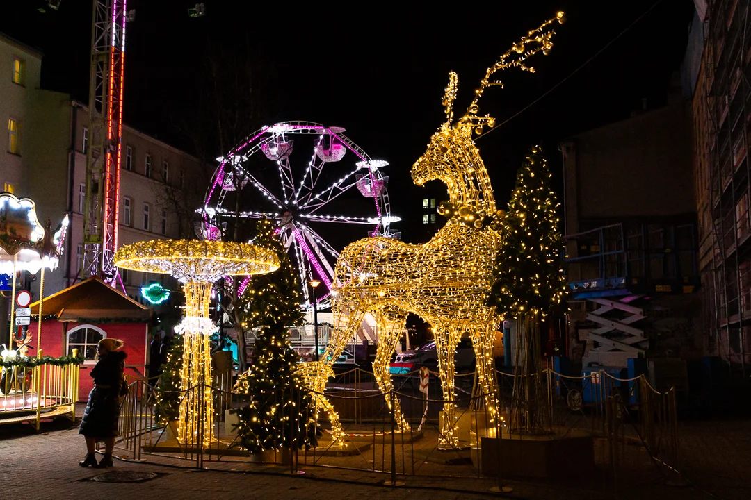 Świąteczna iluminacja na ul. Piotrkowskiej